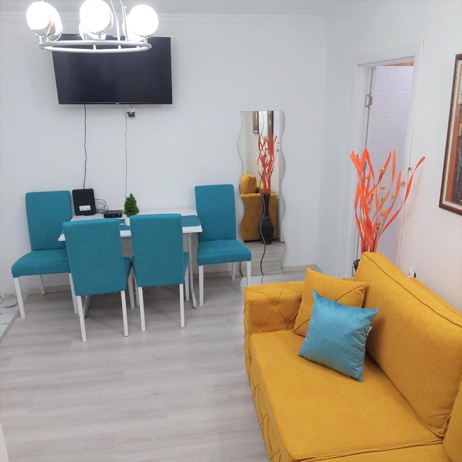 City Lux Square Apartments Скопие Екстериор снимка